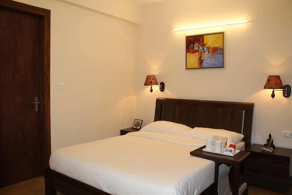 Veera Strand Park Serviced Apartments Calangute Exterior photo